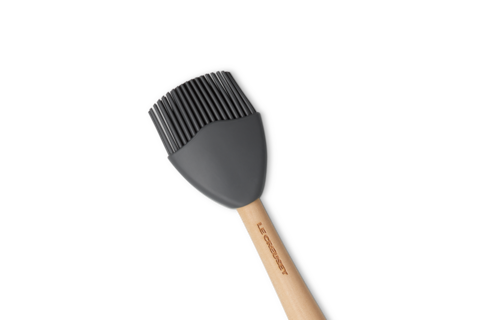 Brush Basting Oyster