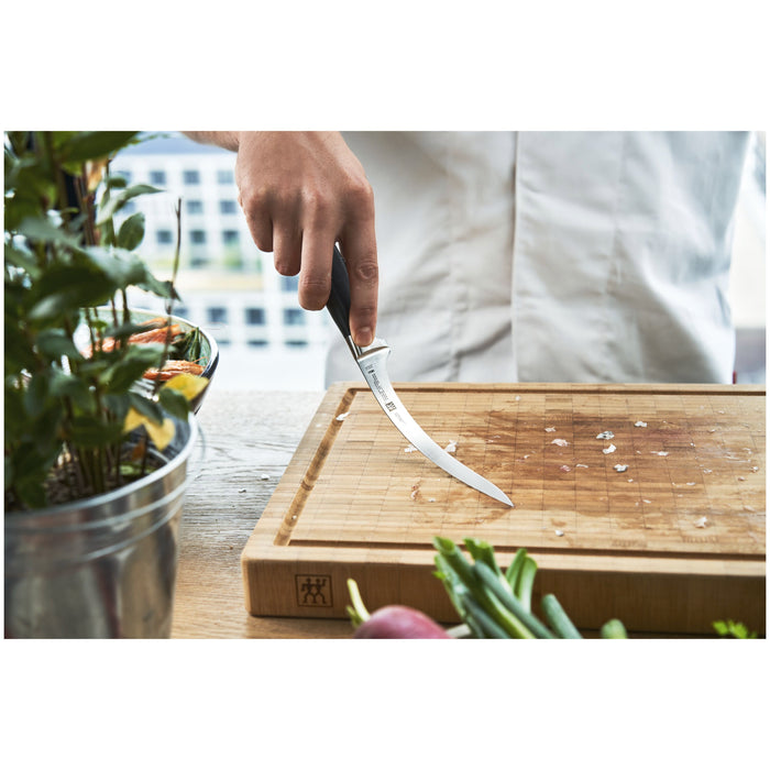 Knife 7" Fillet Four Star