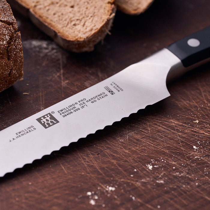Knife 8" Bread Pro
